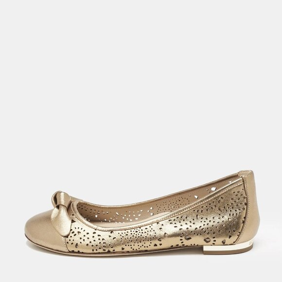 Burberry Gold Perforated Leather Mary Jane Ballet Flats Size 33 396-050125 - Picture 1 of 9